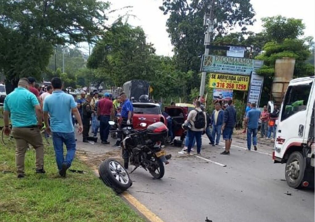 Video Grave accidente de tránsito en el Anillo Vial dejó tres lesionados